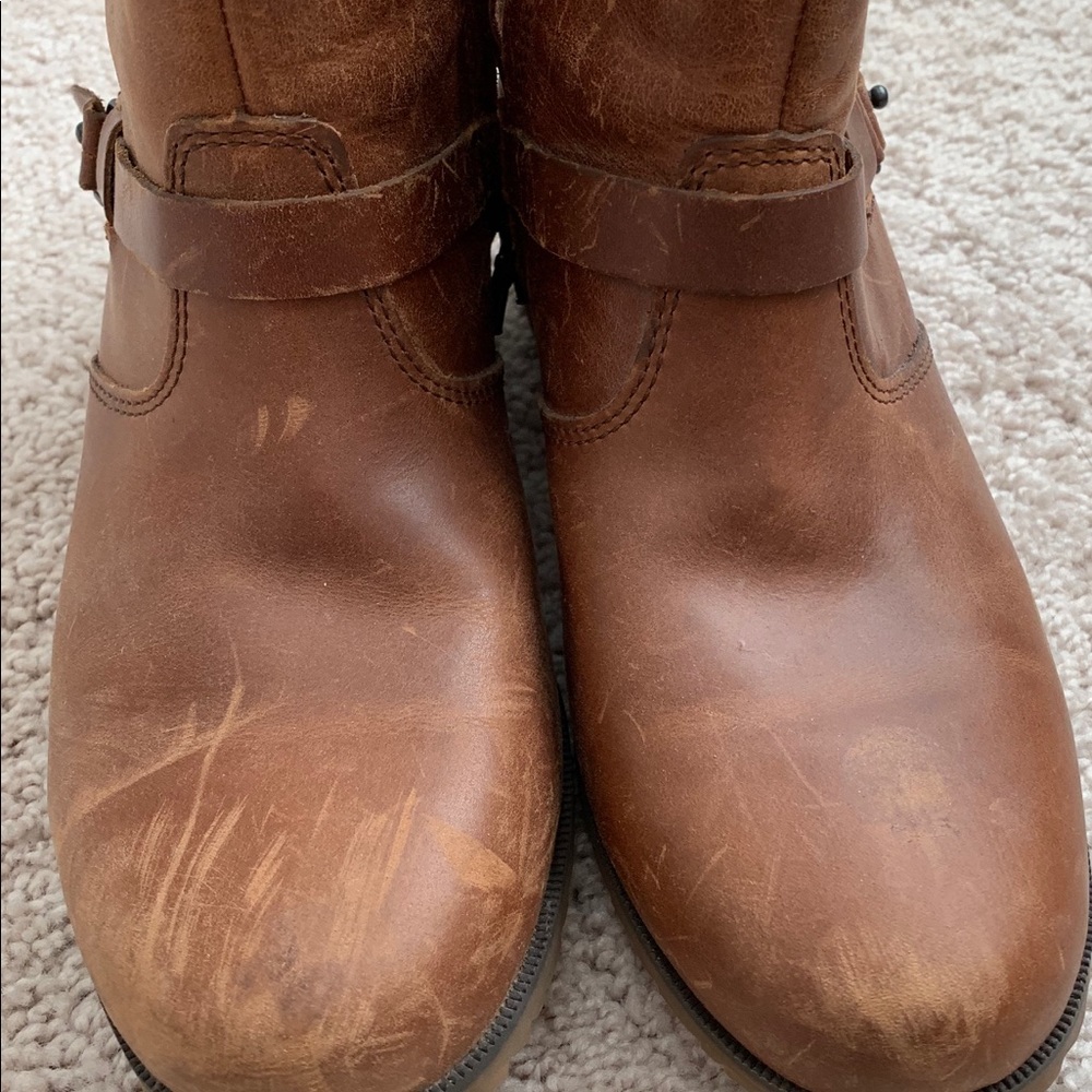 Teva waterproof leather ankle boots